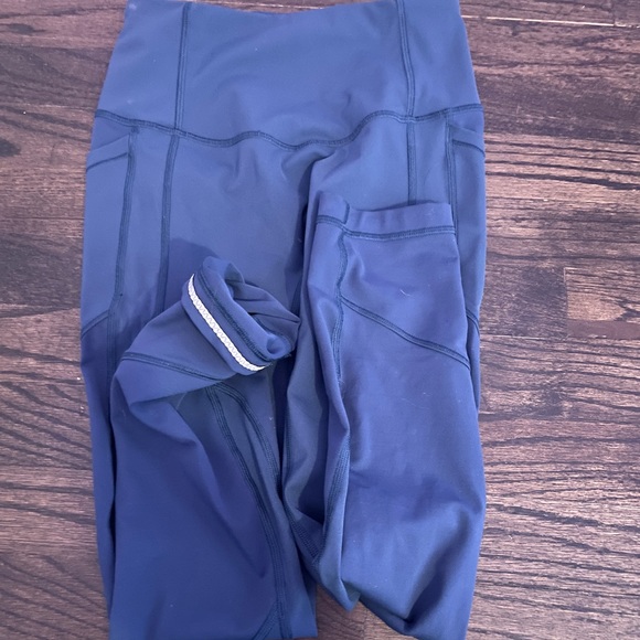 Lululemon cropped leggings - Picture 4 of 4